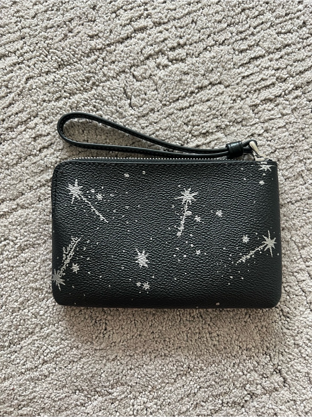 Coach Black Leather Star Print Corner Zip Wristlet - Picture 2 of 12
